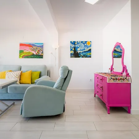 Wide And Colourful- 3bd 1bth- Triana