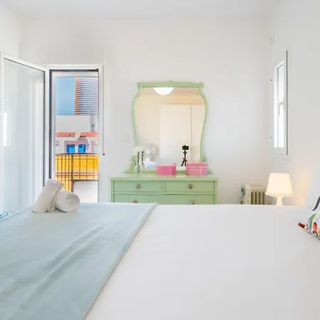 Apartment With Views - Triana - 3bd1bth *
