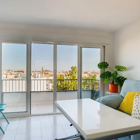 Apartment With Views - Triana - 3bd1bth