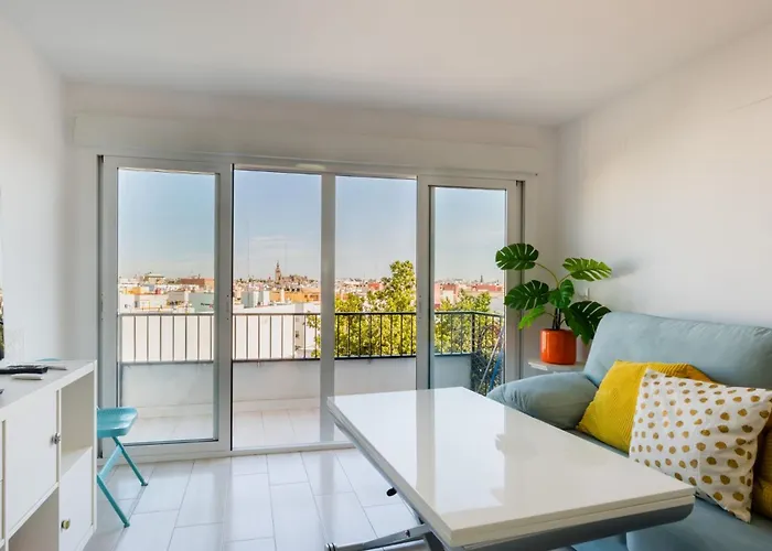 Apartment With Views - Triana - 3bd1bth