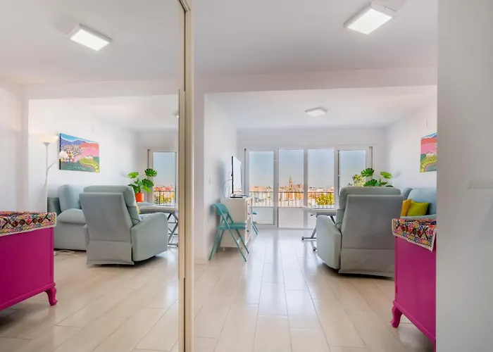 With Views - Triana - 3bd1bth * Seville
