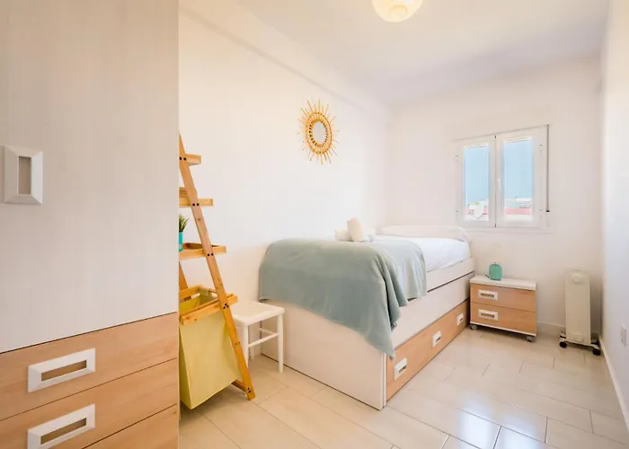 Apartment With Views - Triana - 3bd1bth