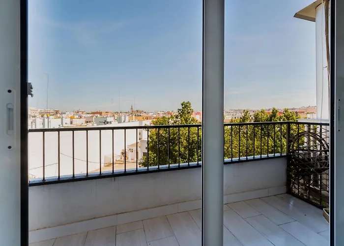 With Views - Triana - 3bd1bth