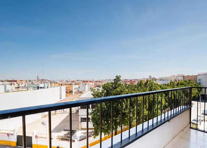 With Views - Triana - 3bd1bth * Seville